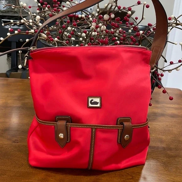 Dooney & Bourke | Bags | Dooney Bourke Nylon Red Wayfarer  display picture 3